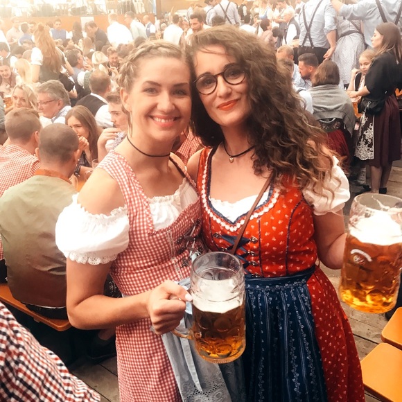 Meet Your Posher 🤓🙋🏻 - Picture 6 of 7